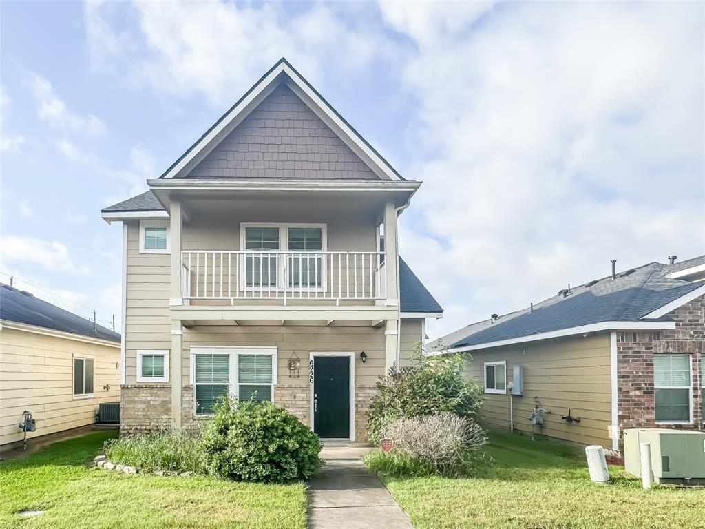 Foto principal - 6226 Provident Green Dr