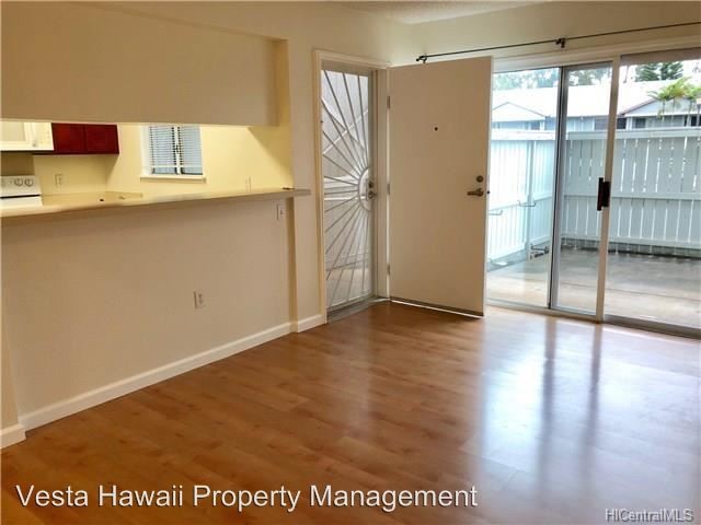 Primary Photo - 95-1161-1161 Makaikai St