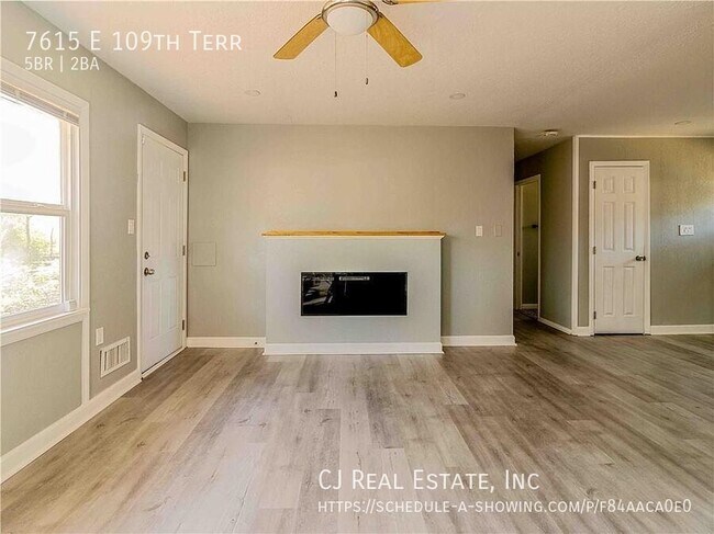 Foto del edificio - 7615 E 109 Terrace