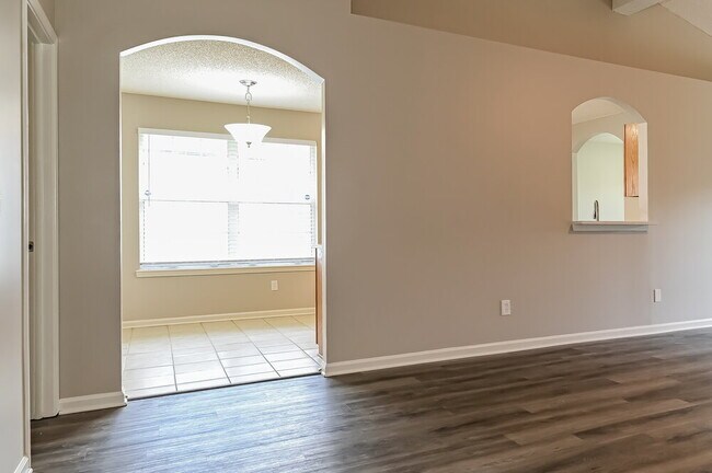 Foto del edificio - 4758 Cumberland Station Ct