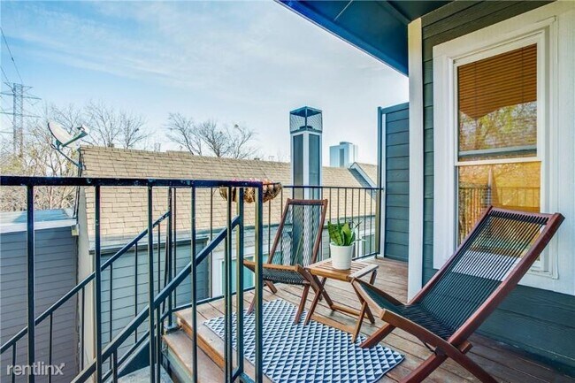 Building Photo - 4403 Buena Vista St
