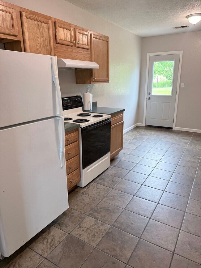 Building Photo - 515 E Brookelynn Ct