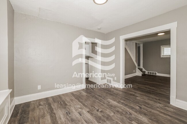 Foto del edificio - 4907 Gifford Ave