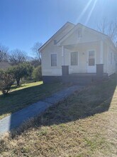 Building Photo - 327 Hayes St