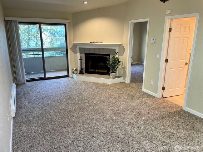 Foto del edificio - 1 Bedroom Condo Available  with washer/dry...