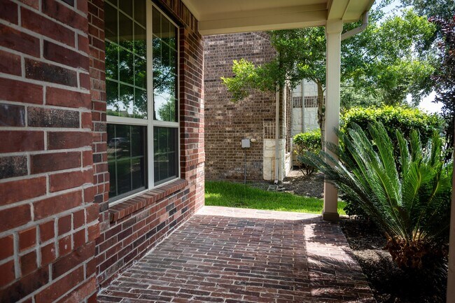 Foto del edificio - 25614 Somerset Meadows Ct