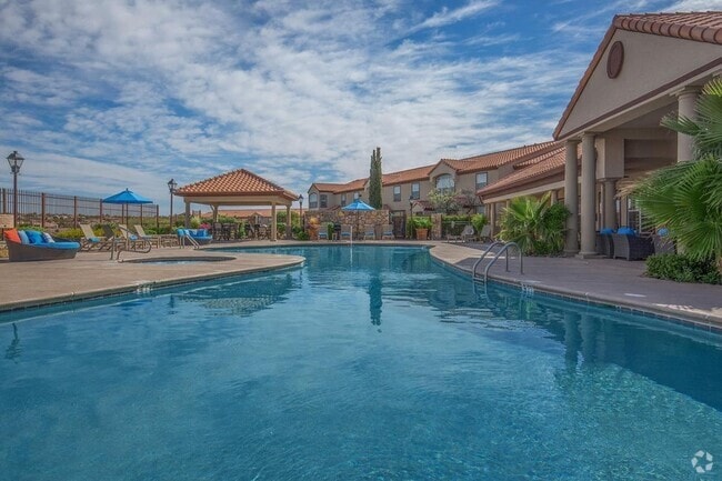 Building Photo - Casas De Soledad