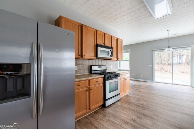 Foto del edificio - 3290 Cooper Woods Dr