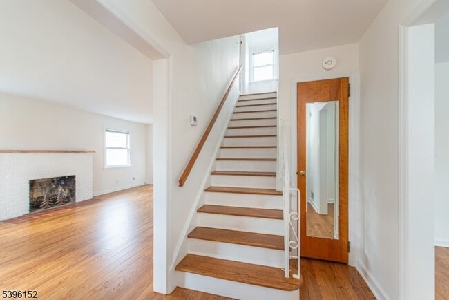 Foto del edificio - 266 W Passaic Ave