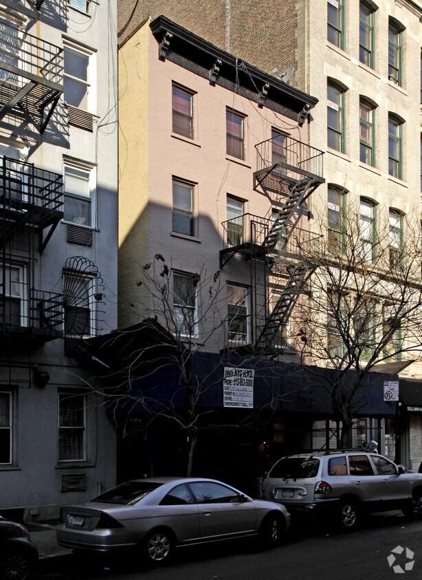 Foto del edificio - 212 Sullivan St