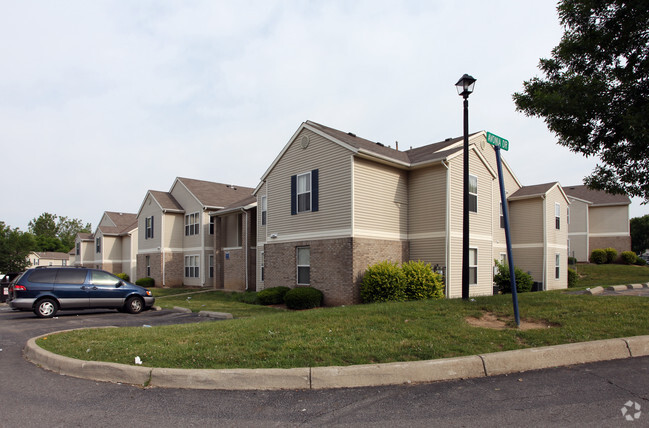 Building Photo - River Pointe Apartments