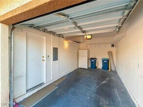 Building Photo - 3840 Belle Glade St