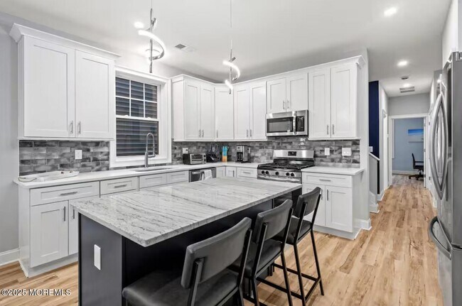 Foto del edificio - 205 Carteret Ave