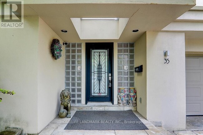 Building Photo - 35 Gardiner Rd