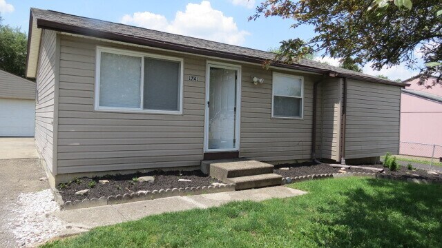 Primary Photo - 1741 Ripplebrook Rd