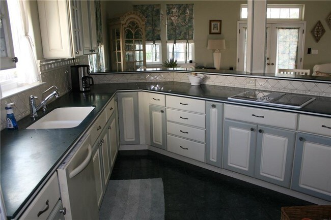 Foto del edificio - 4820 Sanibel Ln