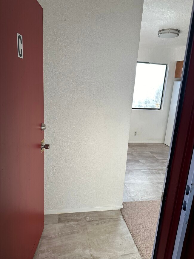 Foto del edificio - 8012 Grand Ave NE