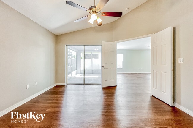 Foto del edificio - 2162 Brandon Park Cir