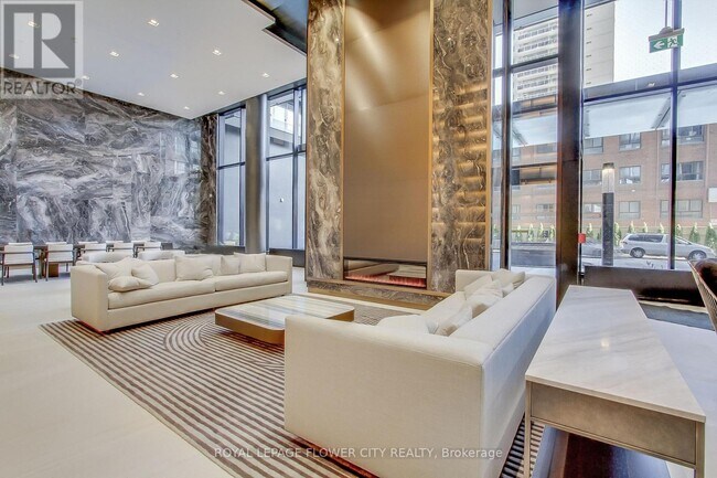 Photo du bâtiment - 117 Broadway Ave