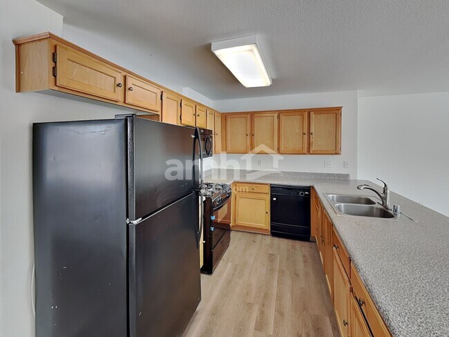 Foto del edificio - 2023 Prime Advantage Ave