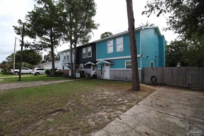 Foto del edificio - 950 Coronado Dr