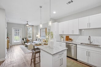 Building Photo - Oak Grove Vista