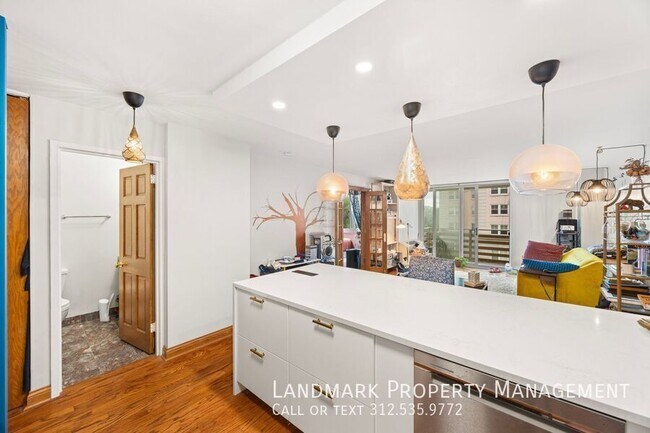 Foto del edificio - 5601 N Sheridan Rd