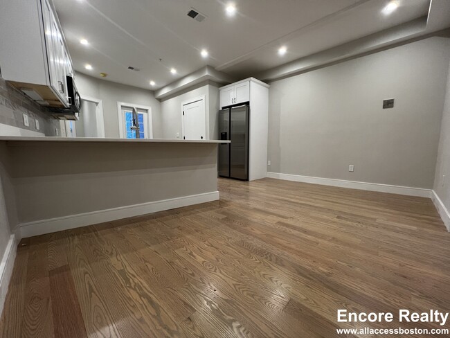 Foto del edificio - 161 Allston St
