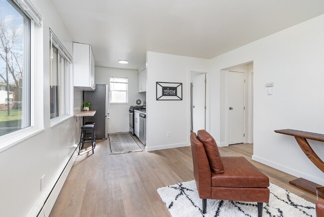 Building Photo - Available now! Fully renovated 2 bedroom, ...