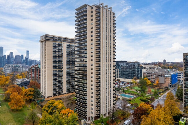 Building Photo - Bretton Place