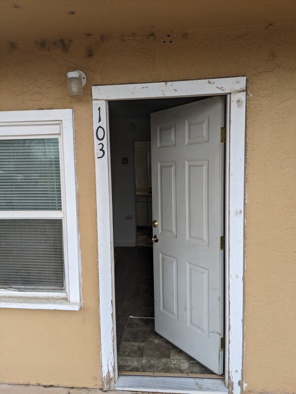 Building Photo - 411 S Santa Fe Ave