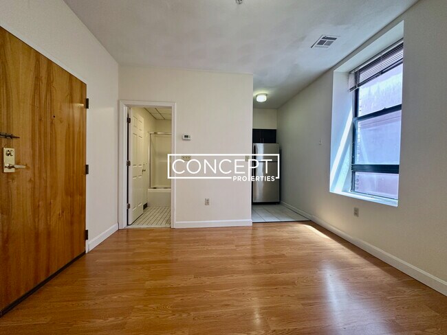 Foto del edificio - 81-83A Essex St