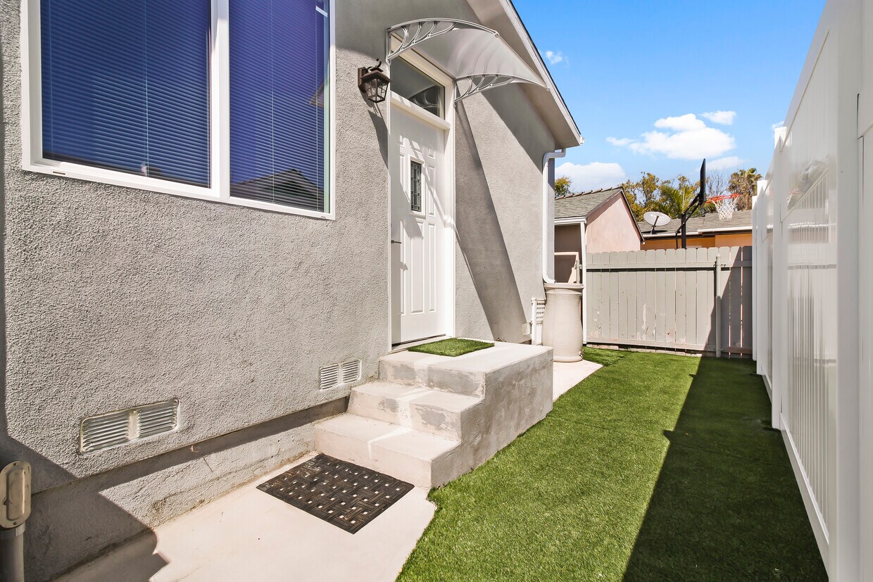 4933 Forman Ave, North Hollywood, CA 91601 House Rental in North