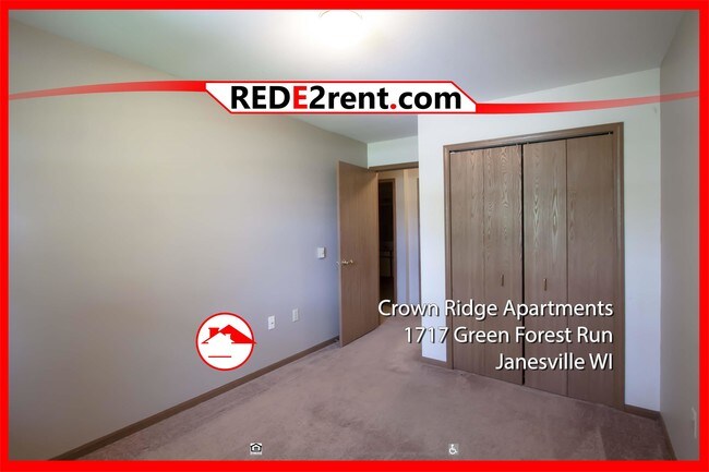 Building Photo - 1717 Green Forest Run