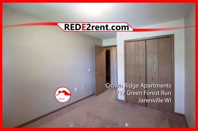 Building Photo - 1811 Green Forest Run