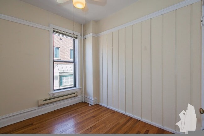 Photo - 1220 N Dearborn St Apartment