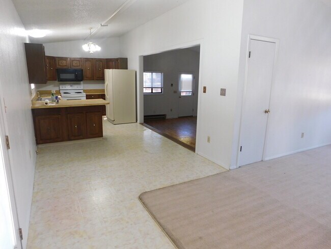 Foto del edificio - 609 E Indian Creek Dr