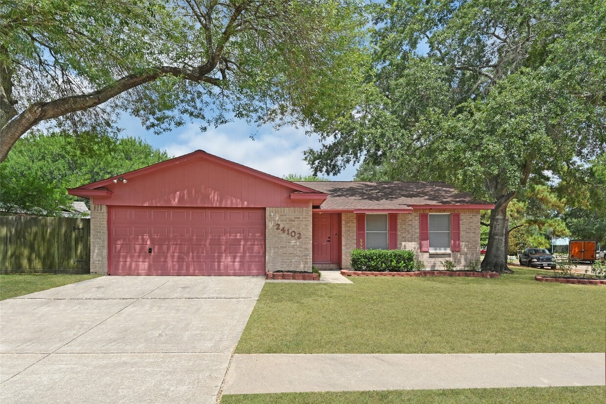 Primary Photo - 24102 Pepperrell Pl St