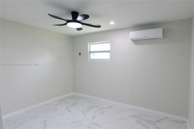 Foto del edificio - 1806 N 43rd Ave