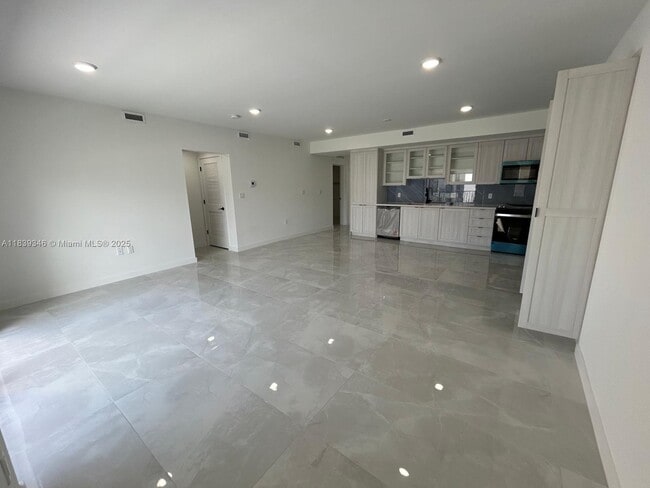 Building Photo - 14624 SW 261st Ter