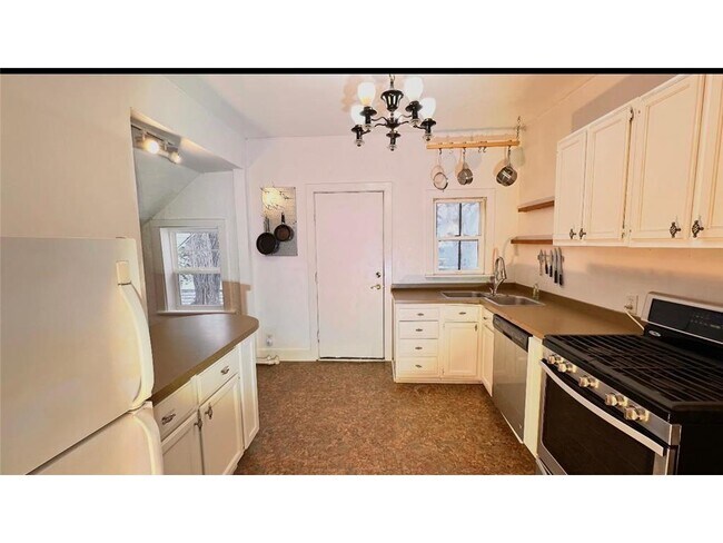 Foto del edificio - 1253 Ashland Ave