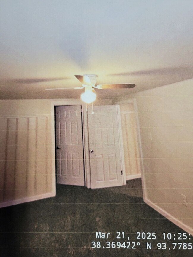 Foto del edificio - 621 Benton Blvd