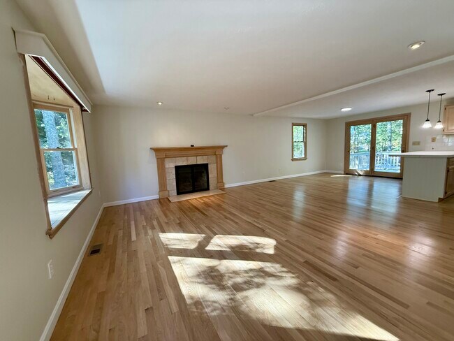 Foto del edificio - 19 Westerly Dr