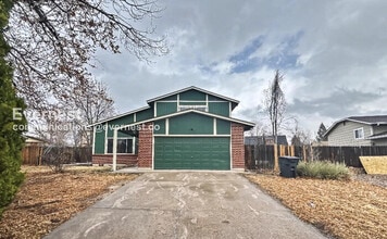 Building Photo - 4660 Anjelina Cir N