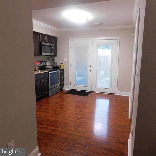 Foto del edificio - 567 Lancaster Pl