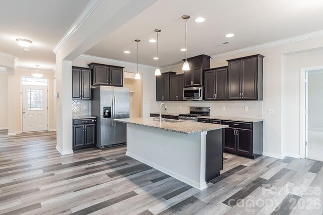 Foto del edificio - 15226 Red Canoe Way