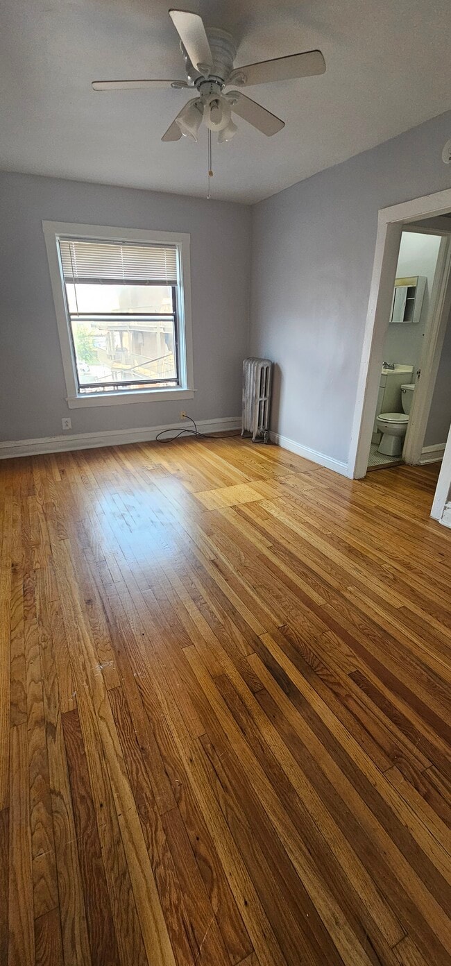 Foto del edificio - 4613 N Beacon St