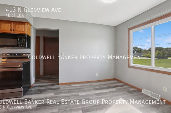 Building Photo - 413 N Glenview Ave