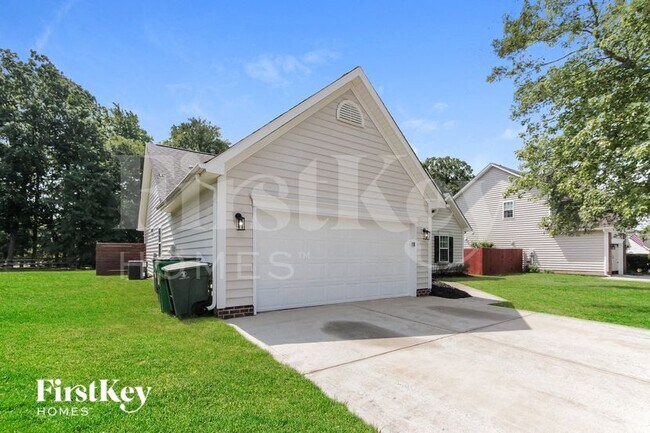 Foto del edificio - 2816 Emerald Meadow Ln