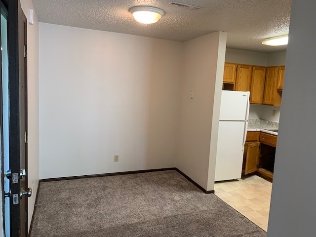 Building Photo - 4112 Lincoln Swing